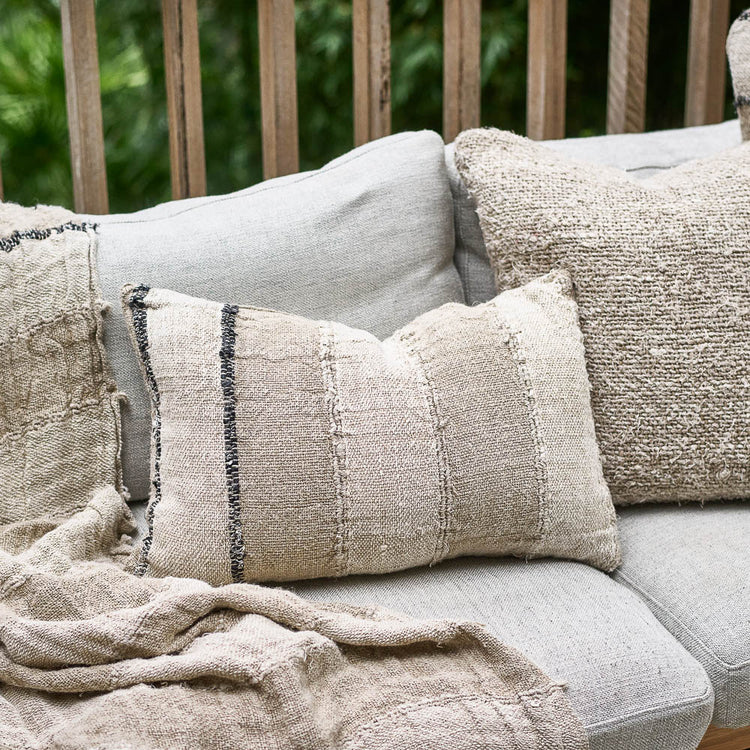 Retreat Cushion - Natural/Ivory/Black