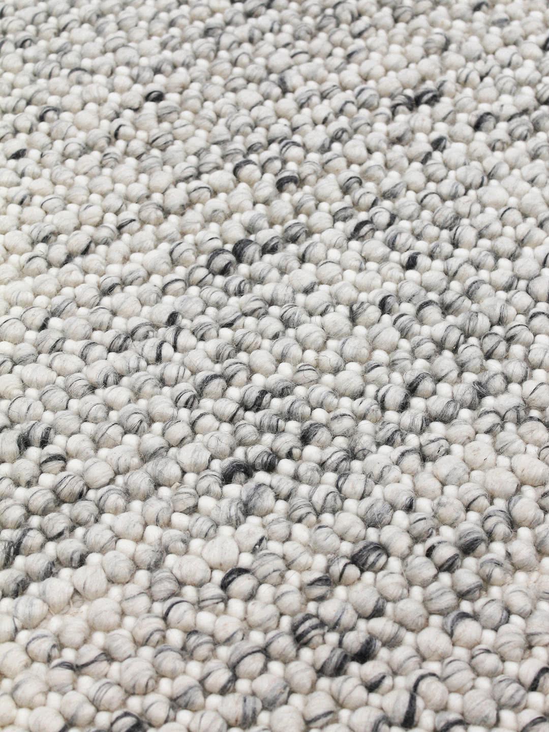 Magic Wool Rug - Ice