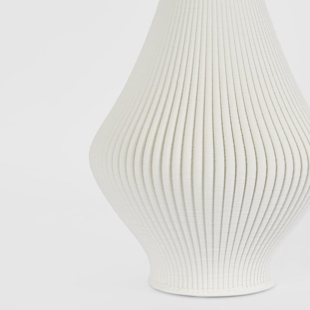 Verne 3D Vase Small - White