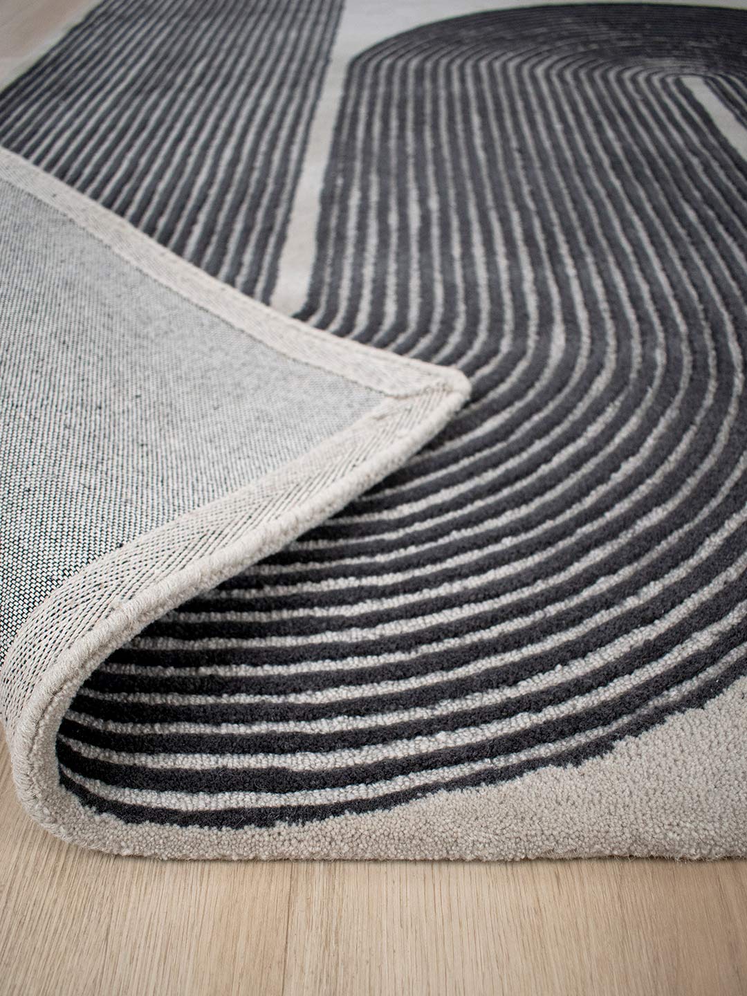Viper Wool Rug - Ink