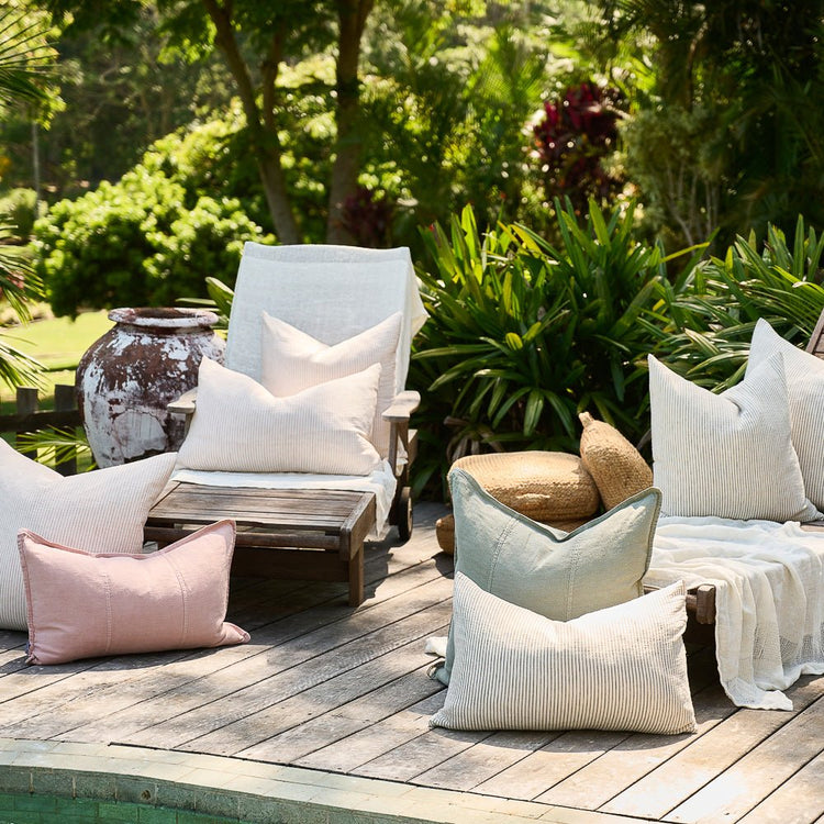 Luca Linen Outdoor Cushion - Pistachio
