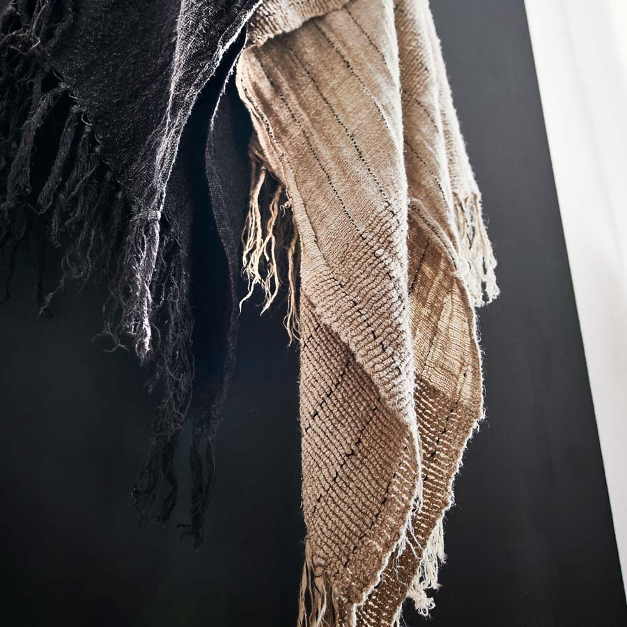 Mayla Linen Throw