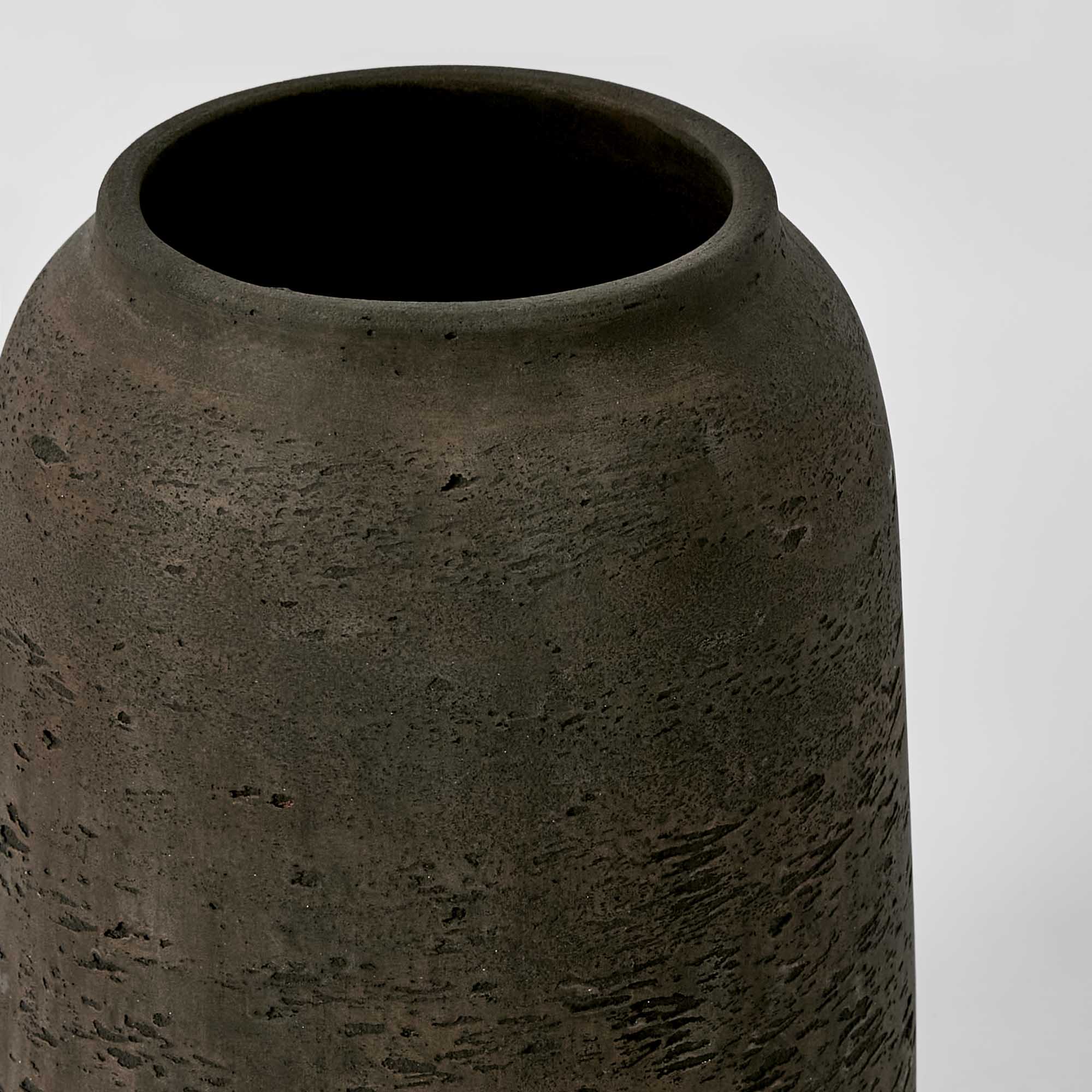 Landis Straight Vase - Earth Brown