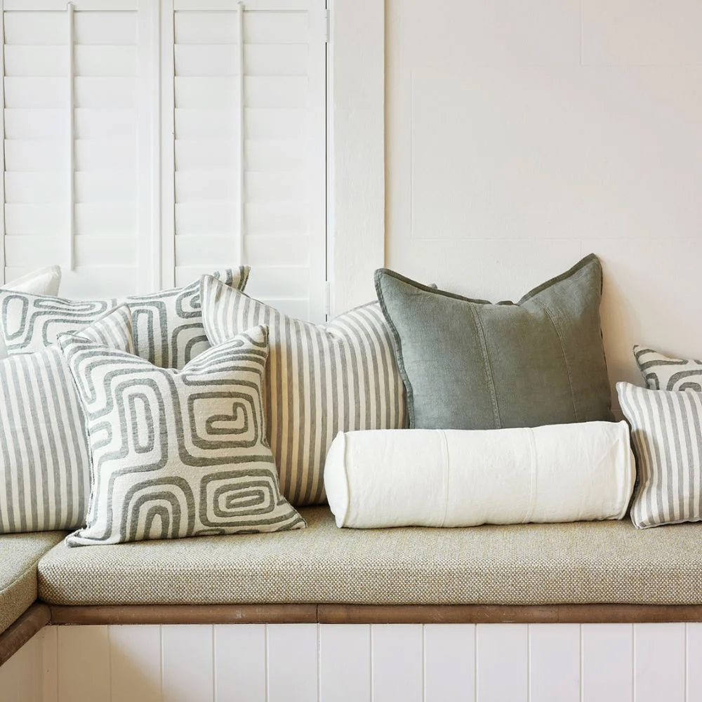 Drift Cushion - White/Pistachio