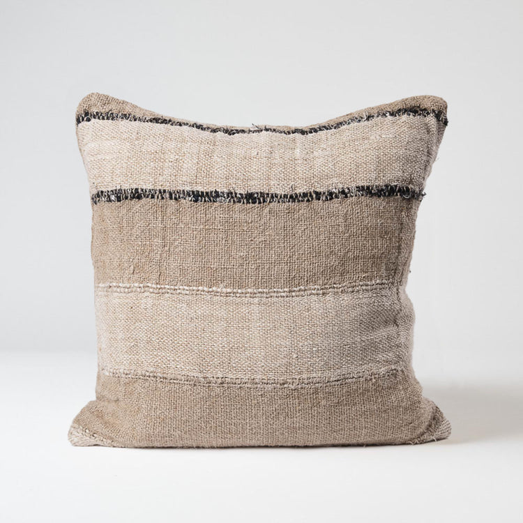 Retreat Cushion - Natural/Ivory/Black