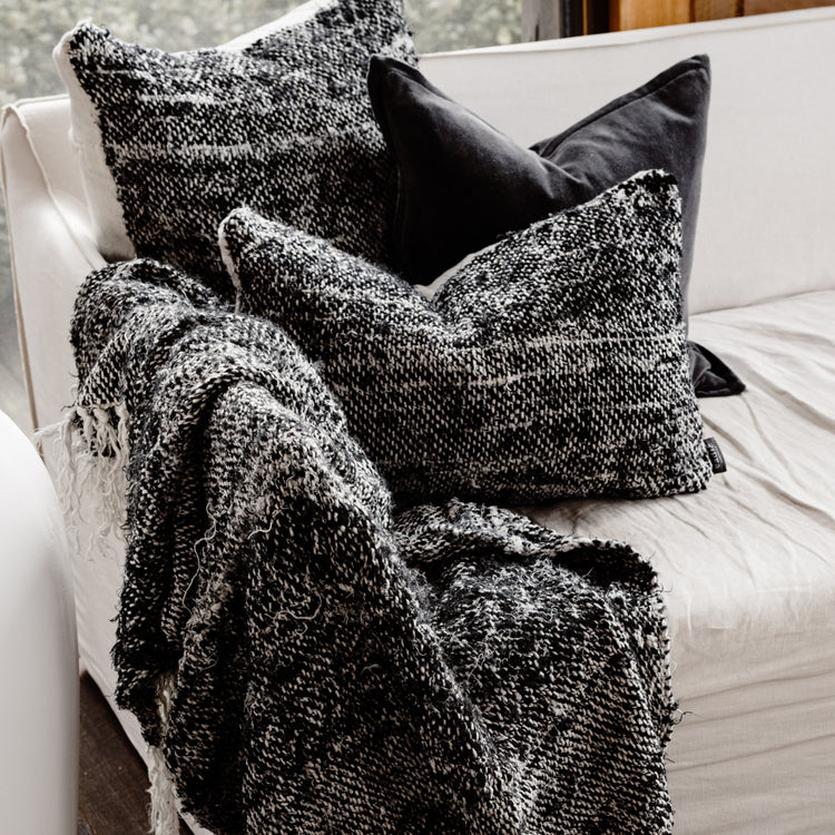 Wabi Cushion - Black