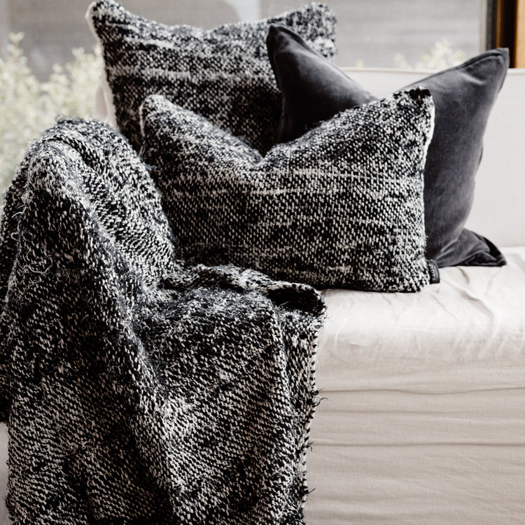 Wabi Throw - Black
