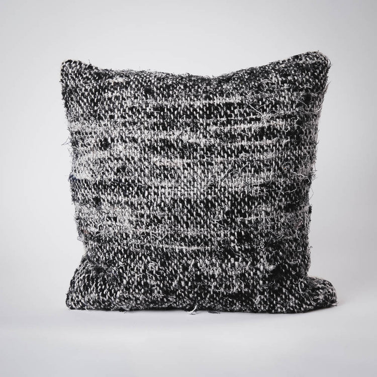 Wabi Cushion - Black
