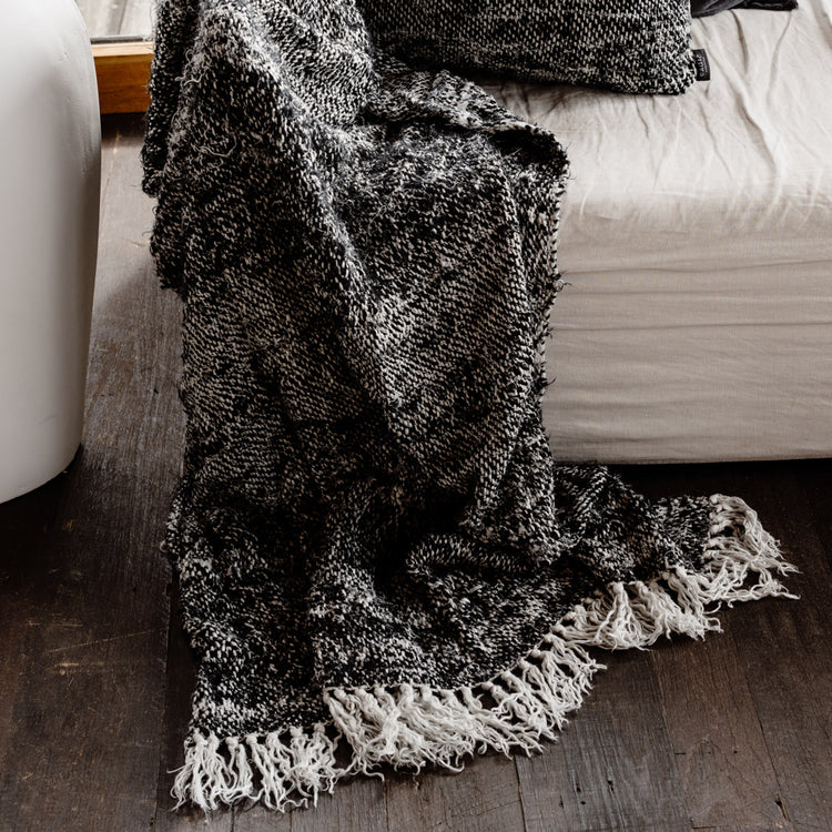 Wabi Throw - Black