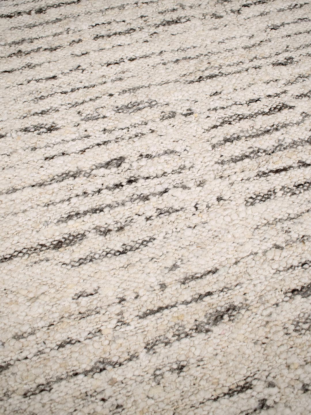 Kasbah Wool Rug - Ivory / Silver
