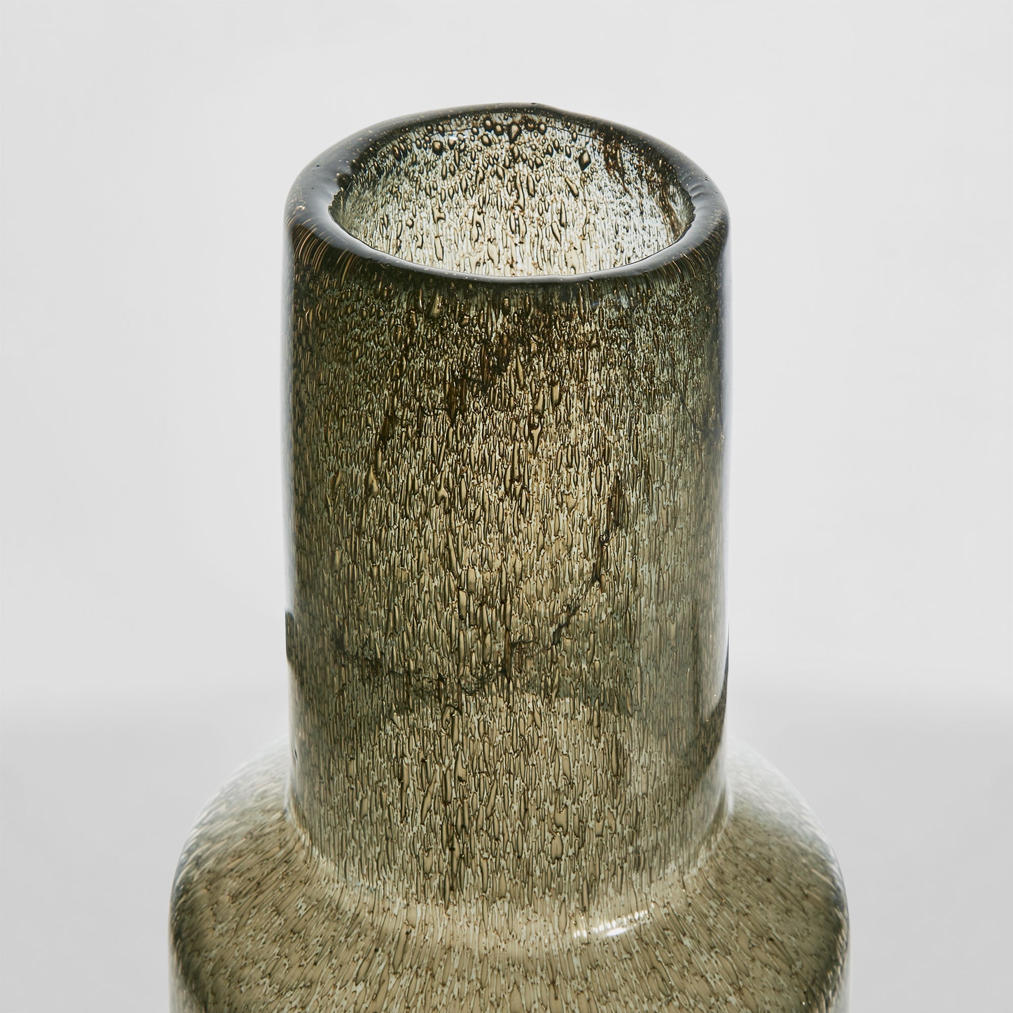 Ara Base Vase - Smoke