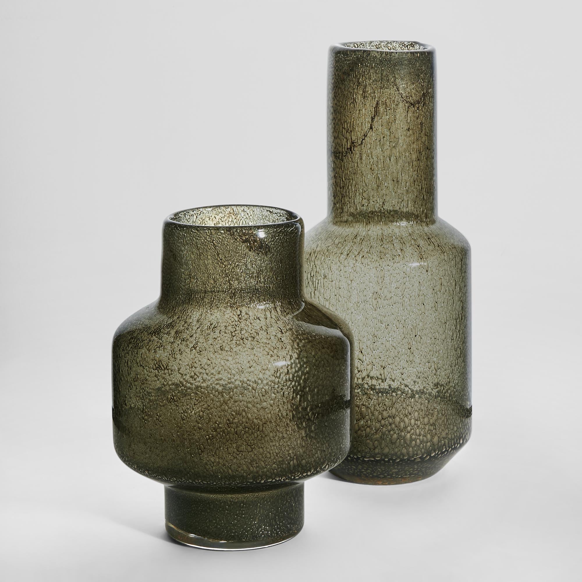 Ara Base Vase - Smoke