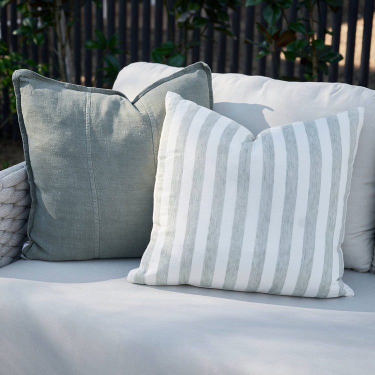 Luca Linen Outdoor Cushion - Pistachio