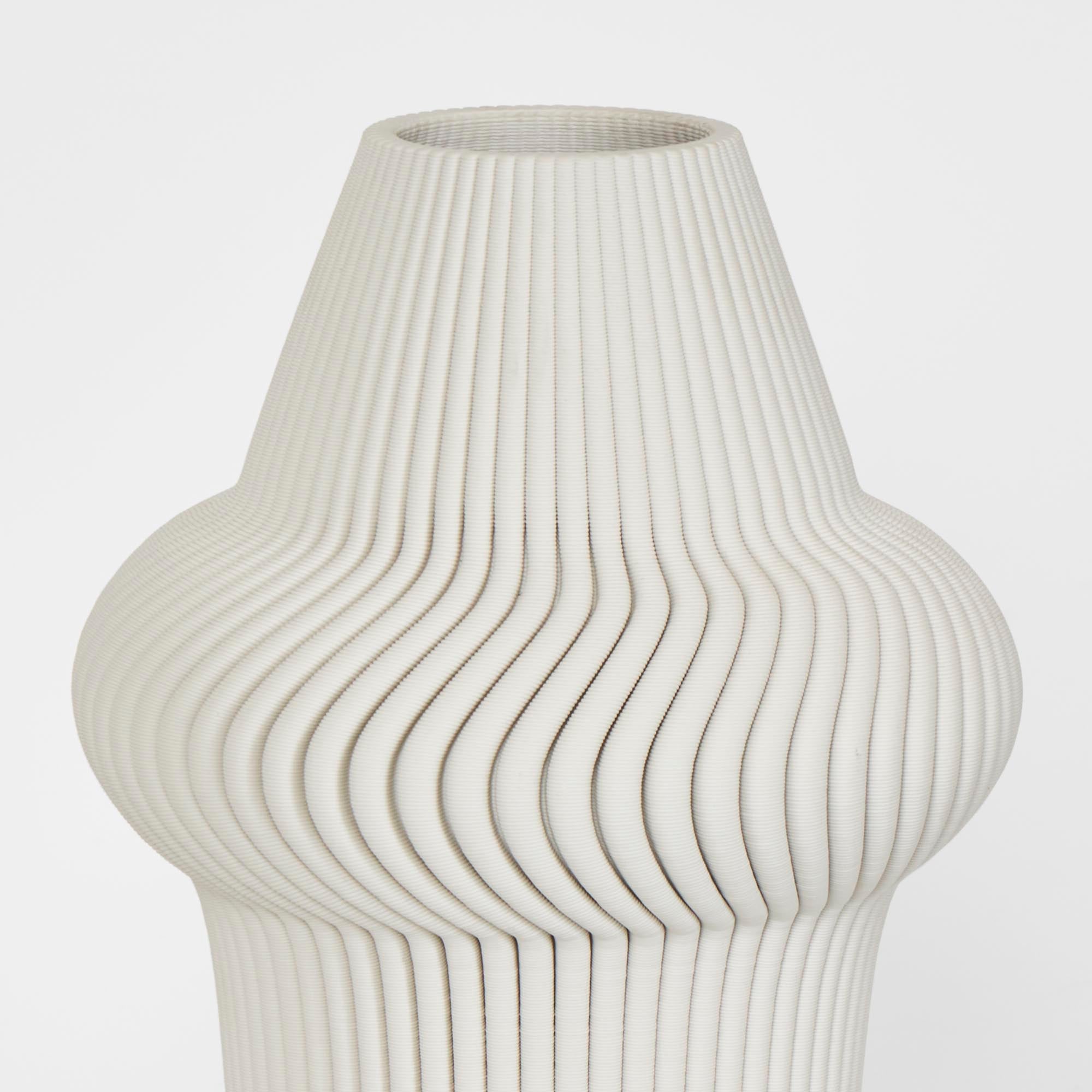 Helix 3D Vase Large - White