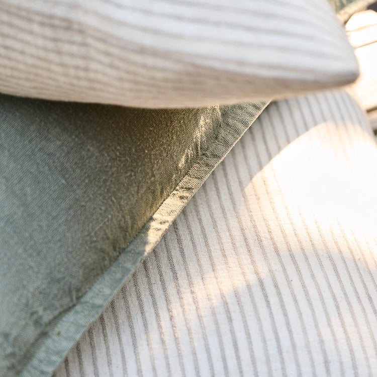 Luca Linen Outdoor Cushion - Pistachio