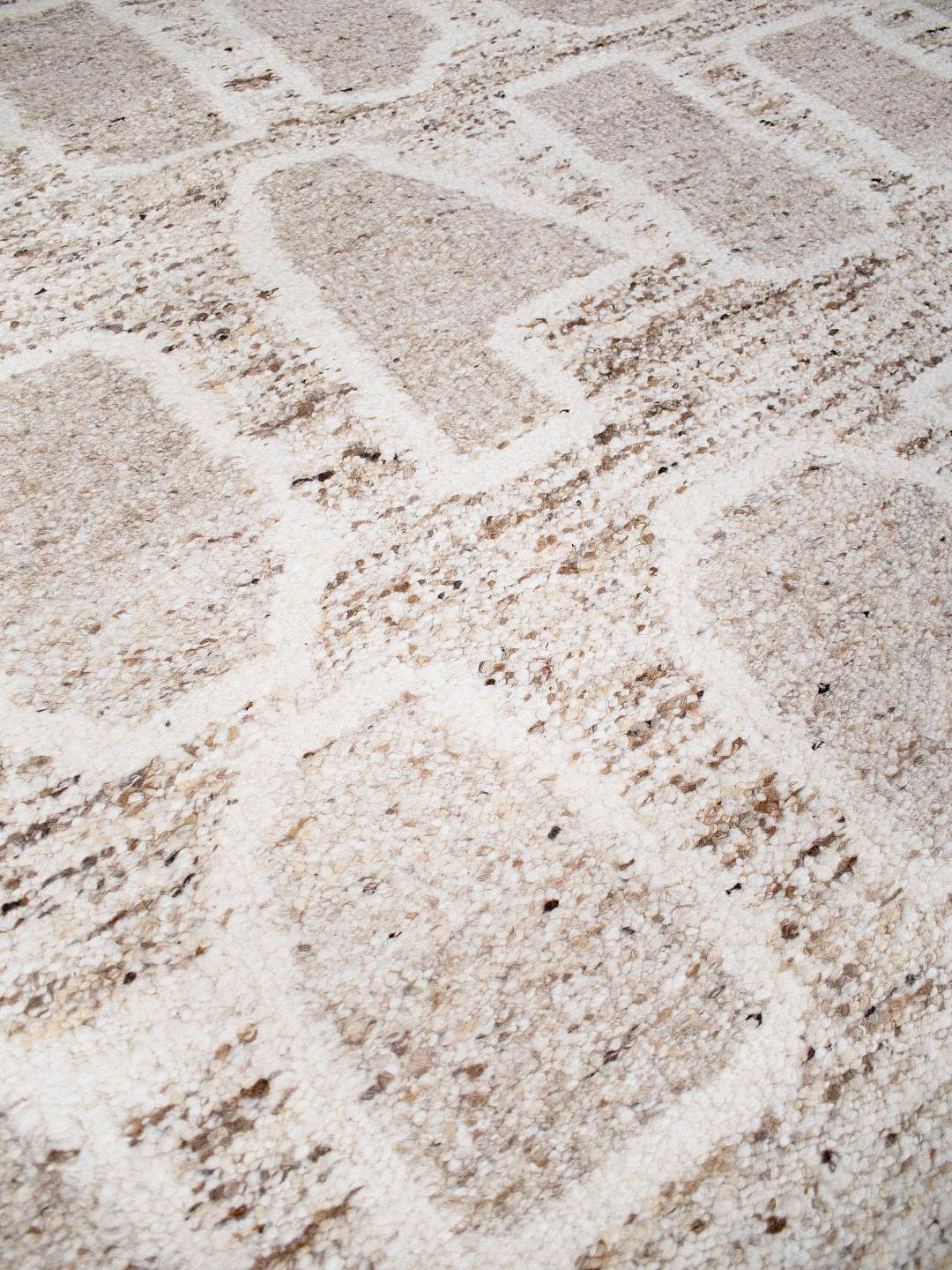 Heras Wool Rug - Sand
